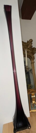Kelsey Murphy for Pilgram Glass 1992 Amethyst Purple 42″ Architectural Floor Vase - Image 3