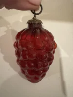 Vintage Kugel Style Glass Bumpie Grape Cluster Pinecone Christmas Ornament Red - Image 8