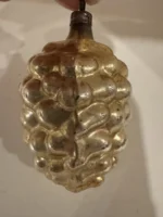 Vintage Hand Blown Glass Bumpie Grape Cluster Pinecone Christmas Ornament Gold - Image 3